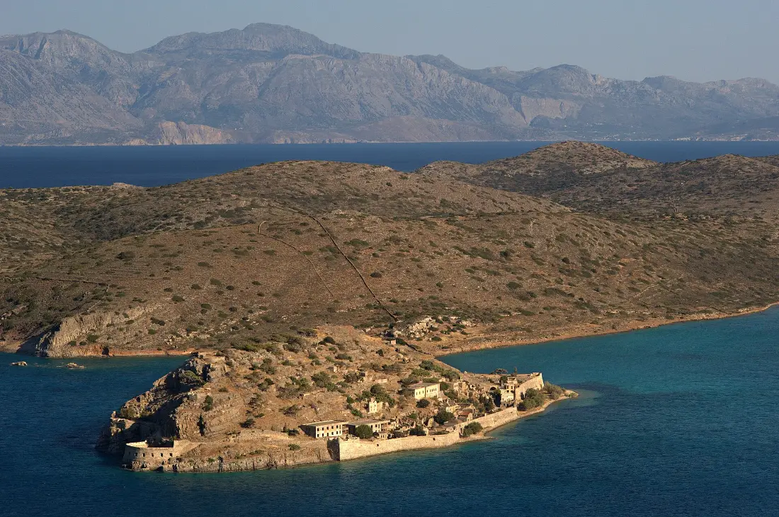 Spinalonga: the Boat, the Season and the Colony