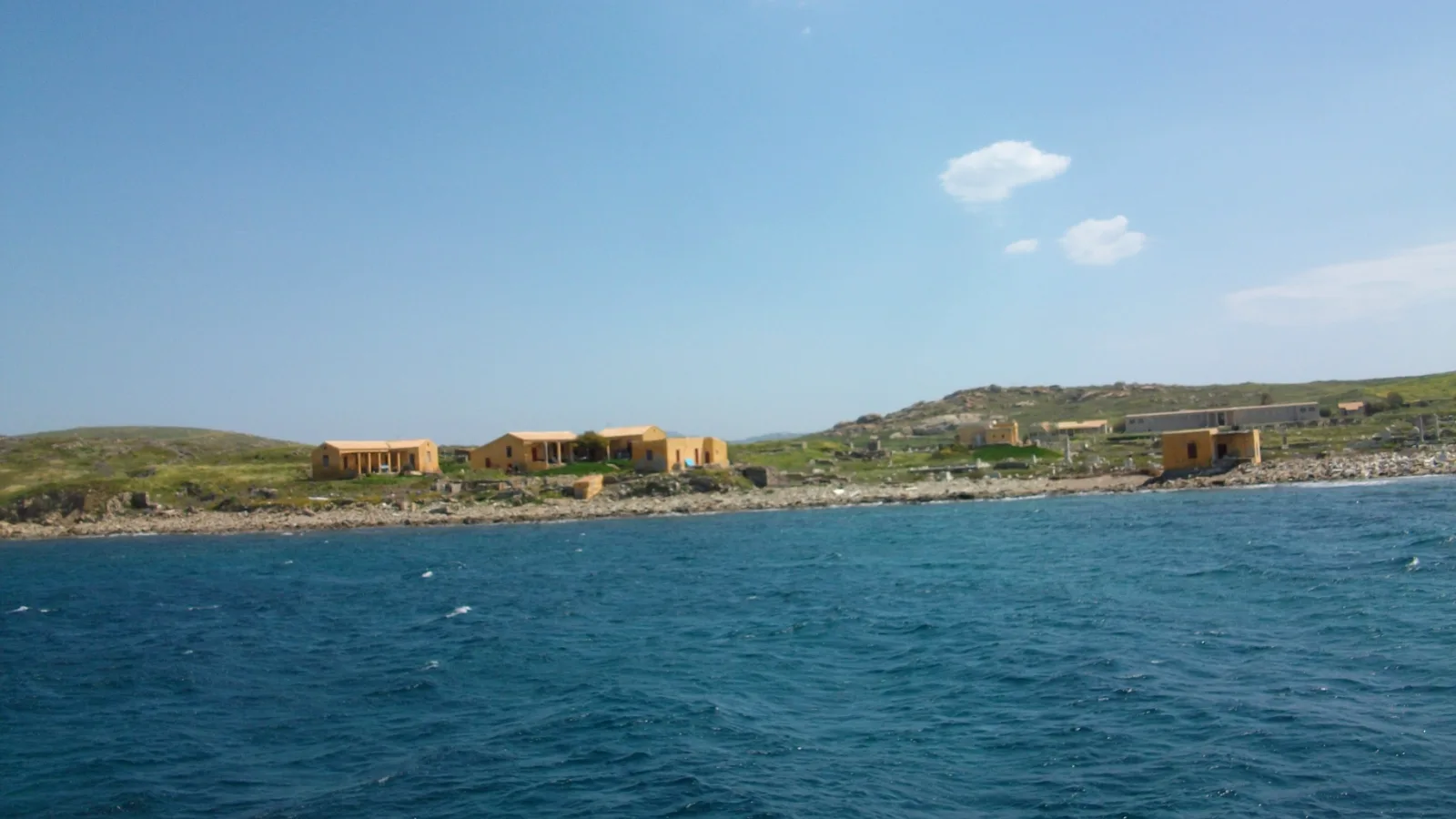 Delos: the uninhabited city you visit for a day