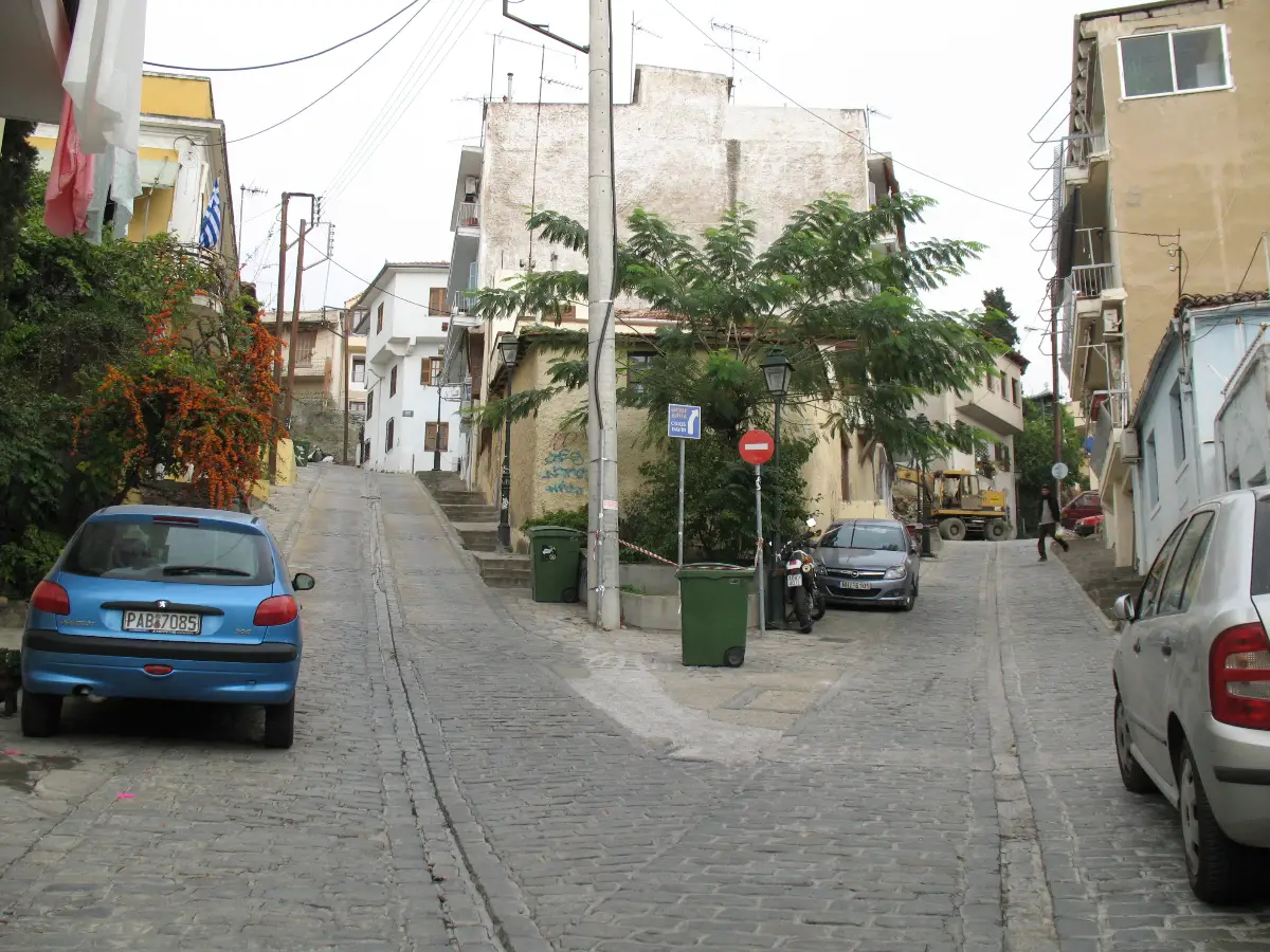A quiet street in the Ano Poli of Thessaloniki