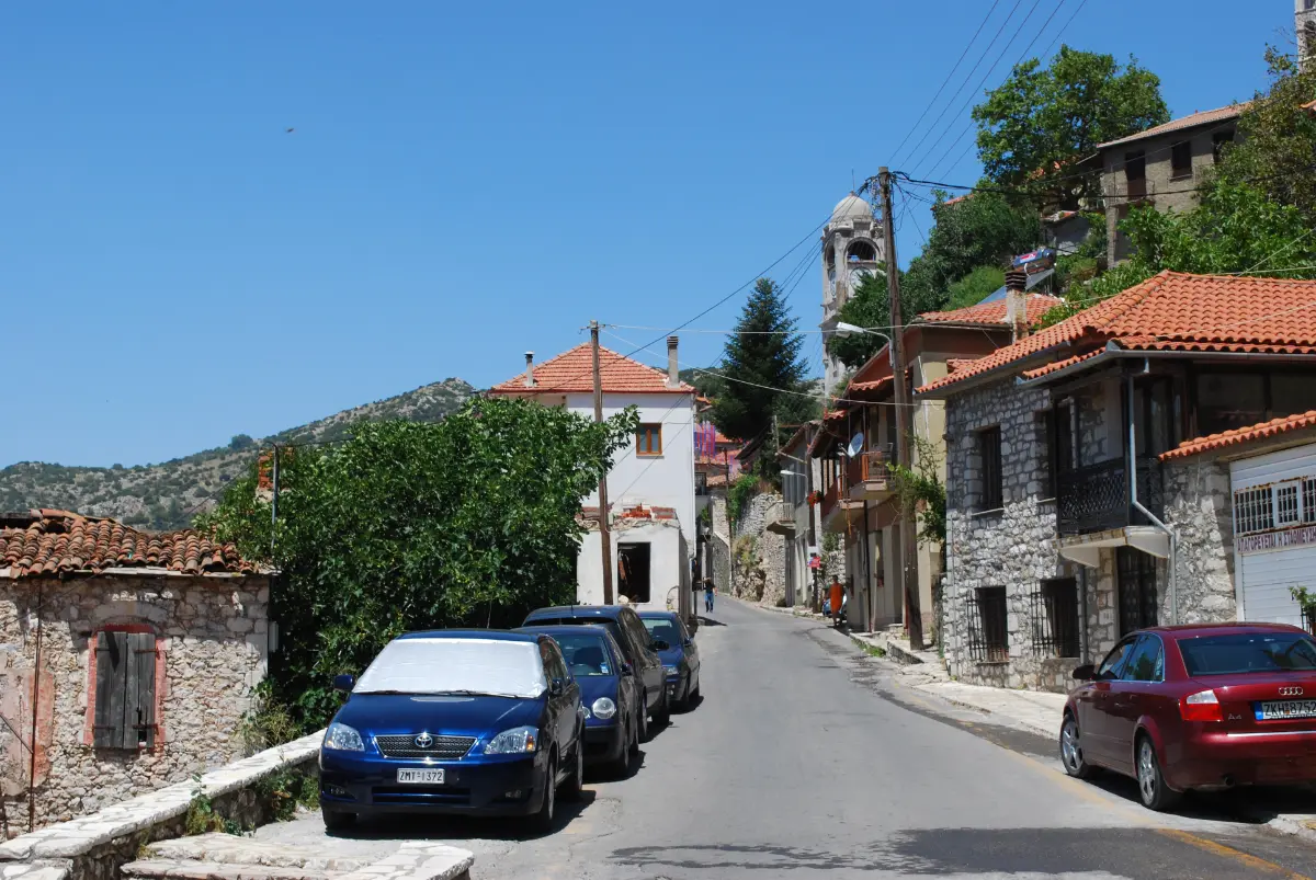 Dimitsana: gunpowder, watermills and cliff monasteries