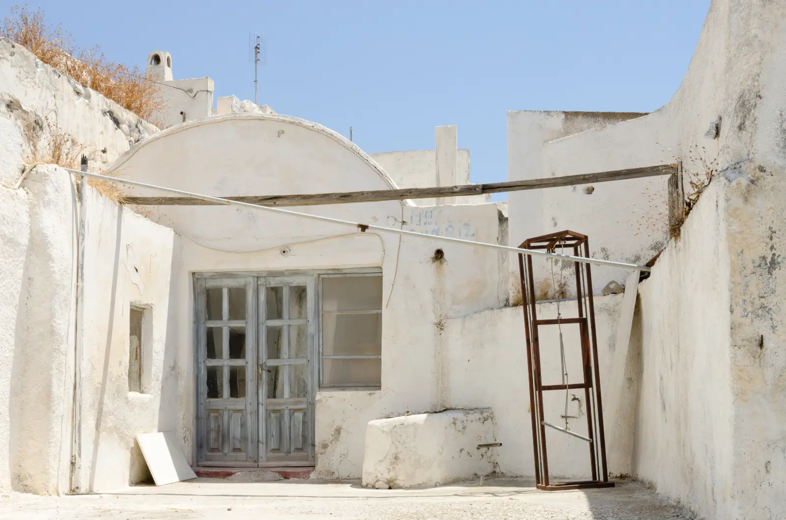 Emporio: a village whose outer houses were the wall