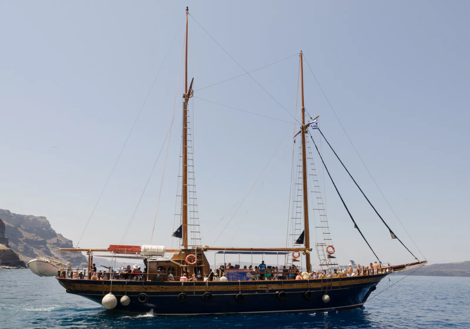 Fira, Santorini: The Capital, and How You Get Up To It