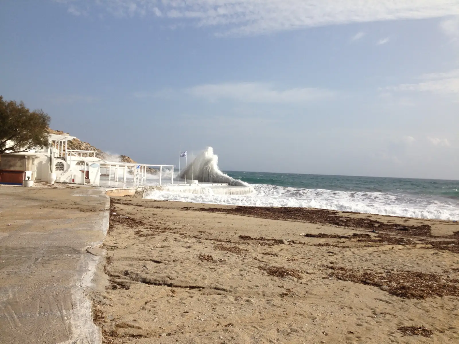Kalafatis: the windward beach with room on it