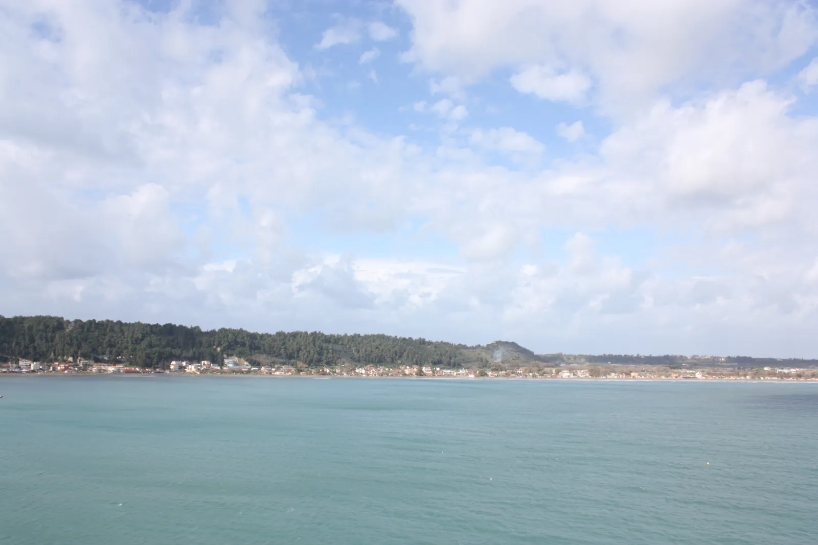 Katakolo: a small harbour that lands very large ships