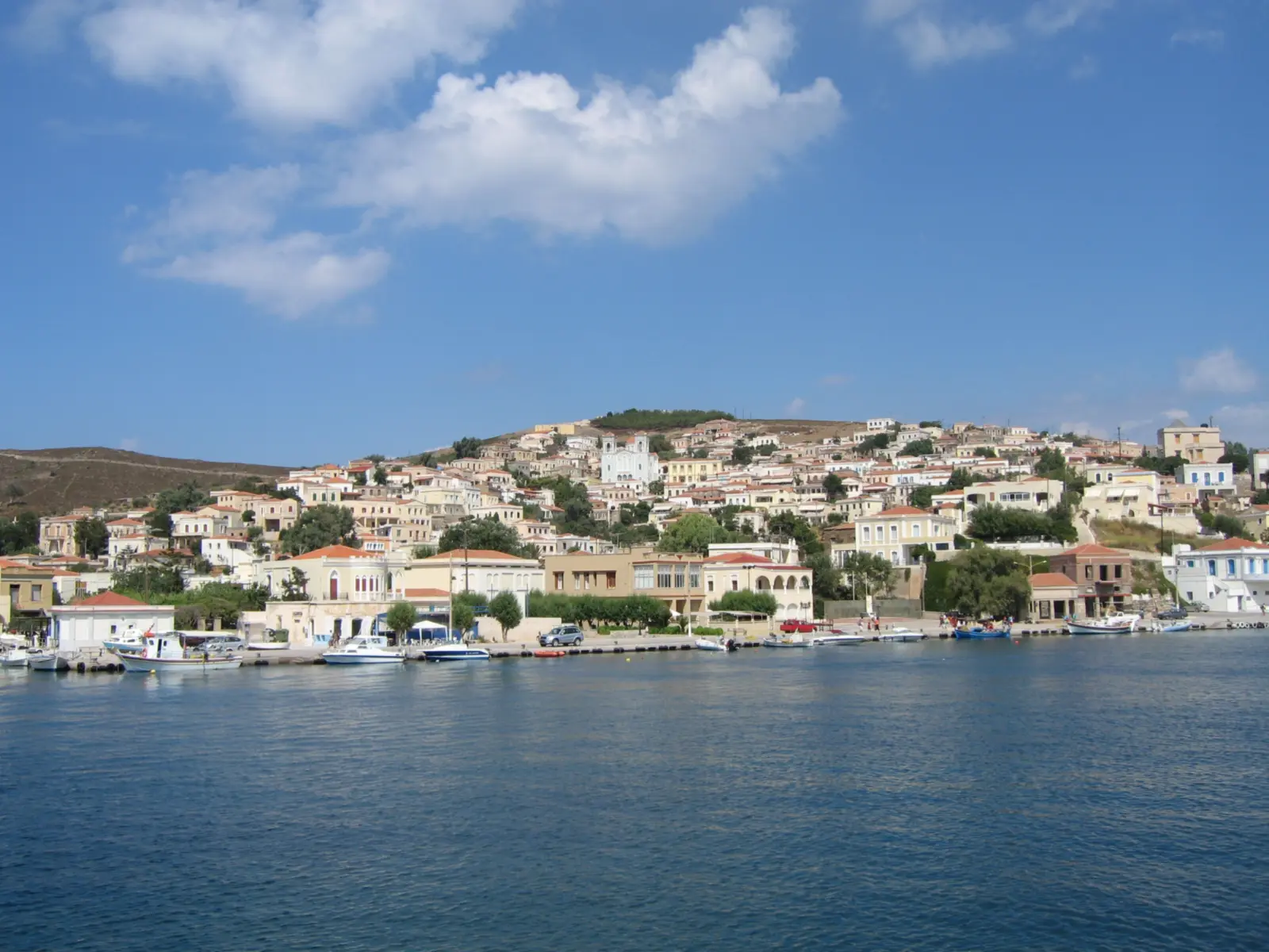 Oinousses: a small island that owns a lot of ships
