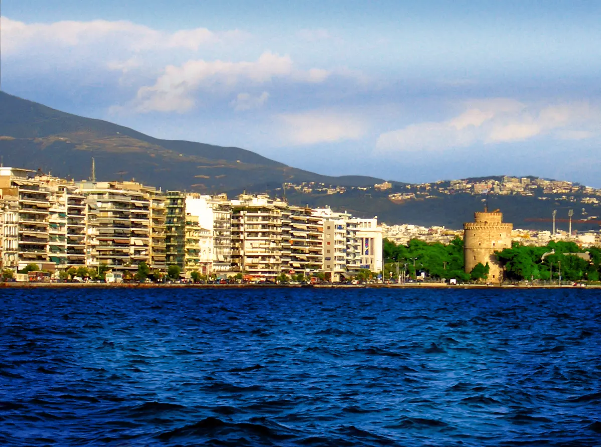 Best hotels in Thessaloniki + how to plan the city