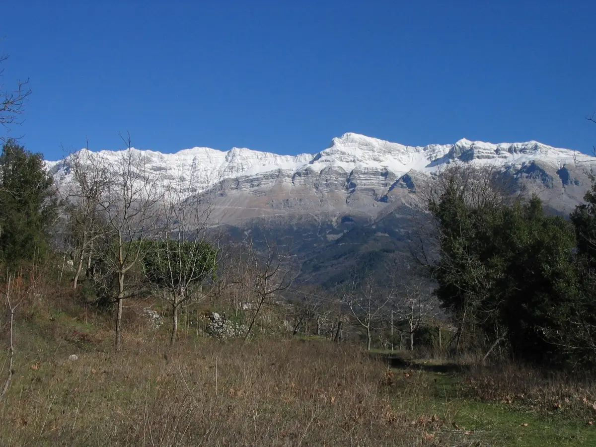 Tzoumerka: a wall of limestone with villages stuck to it
